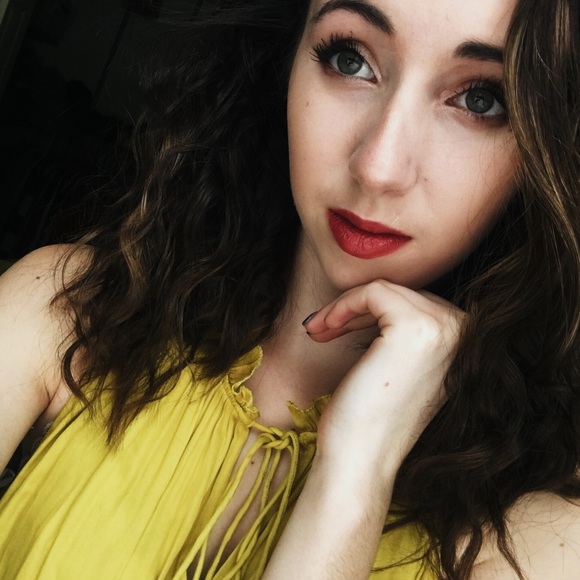 brunettebabe